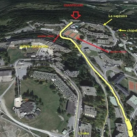 Studio standing PRALOUP 1600 dernier étage 4 personnes Vue époustouflante pas de chambr le site mens attention! Uvernet-Fours